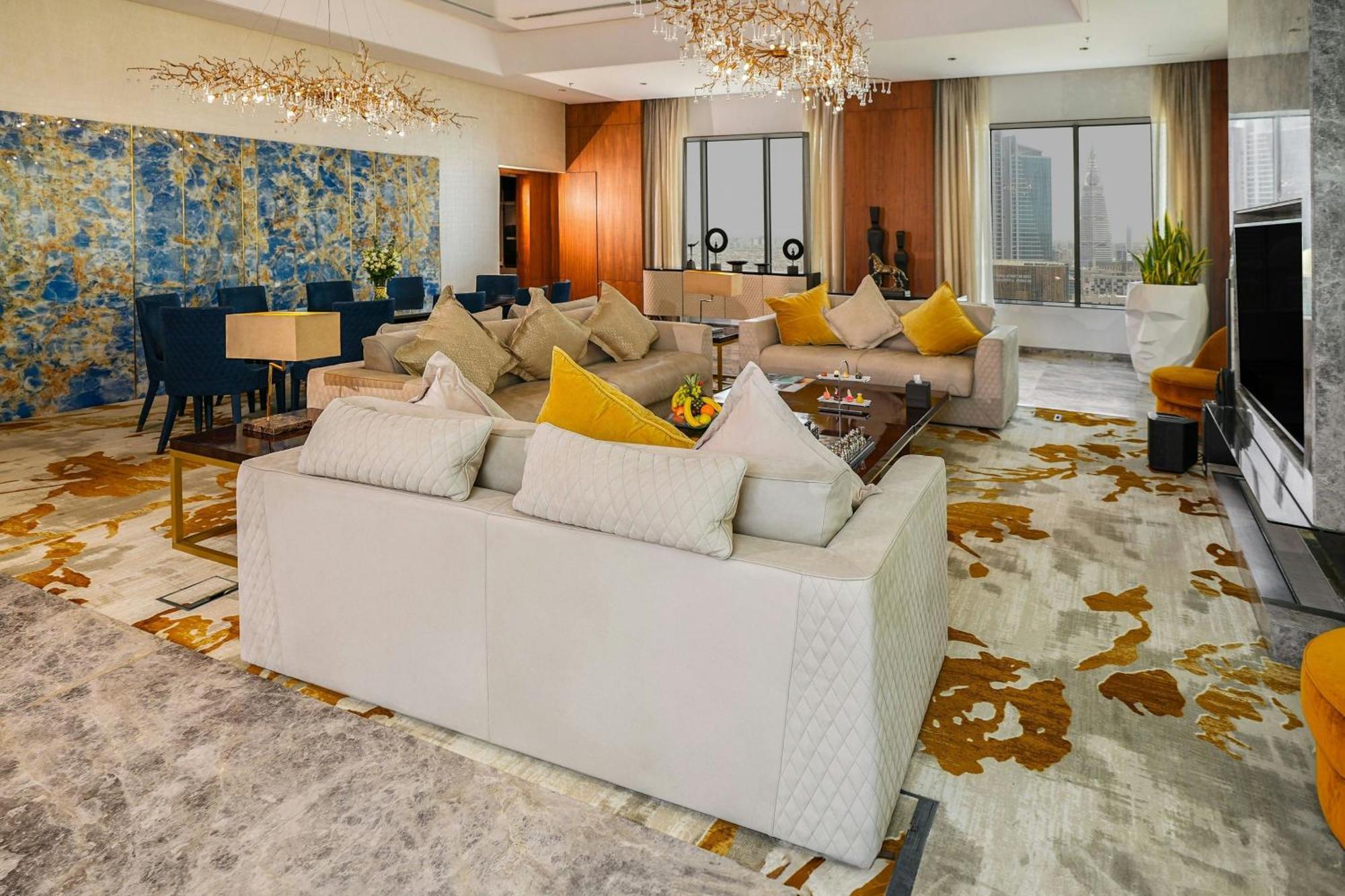 Courtyard By Marriott Riyadh Olaya Luaran gambar